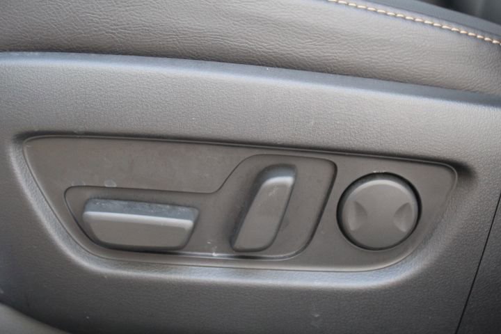 Certified 2025 MAZDA CX-90 Plug-In Hybrid w/ Preferred image 15