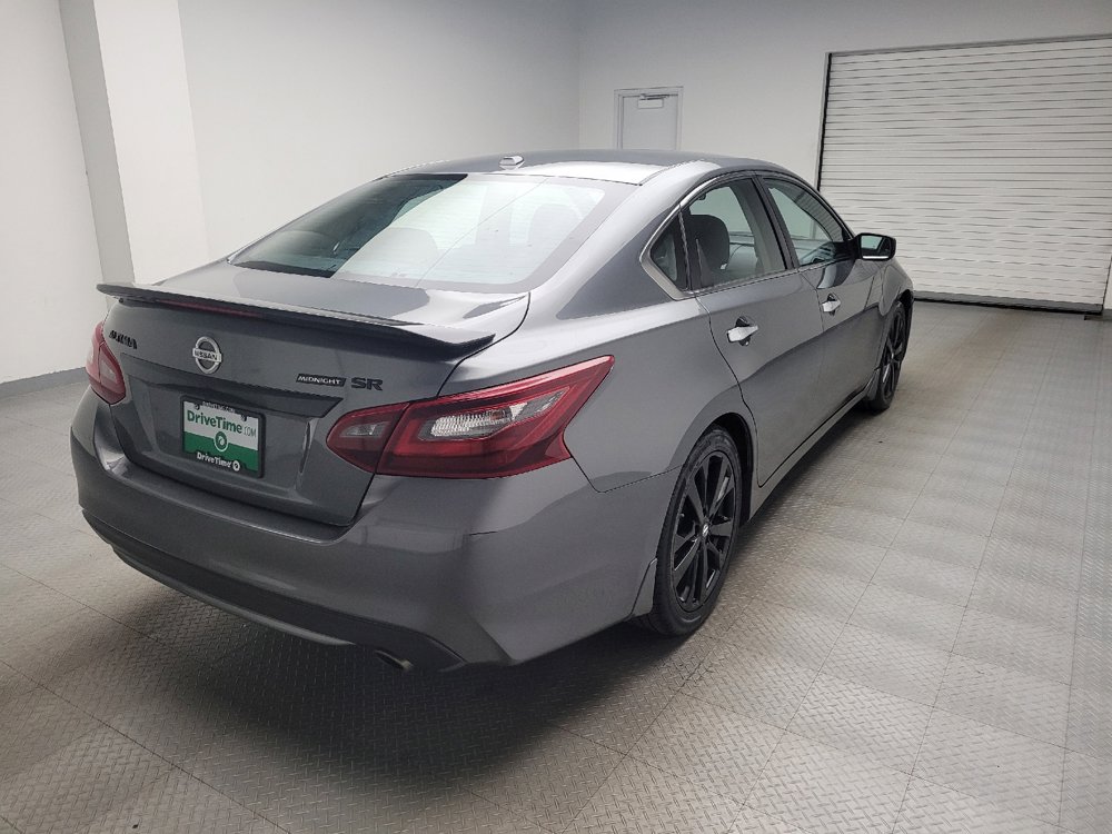 Used 2018 Nissan Altima 2.5 SR w/ SR Midnight Edition FWD image 9