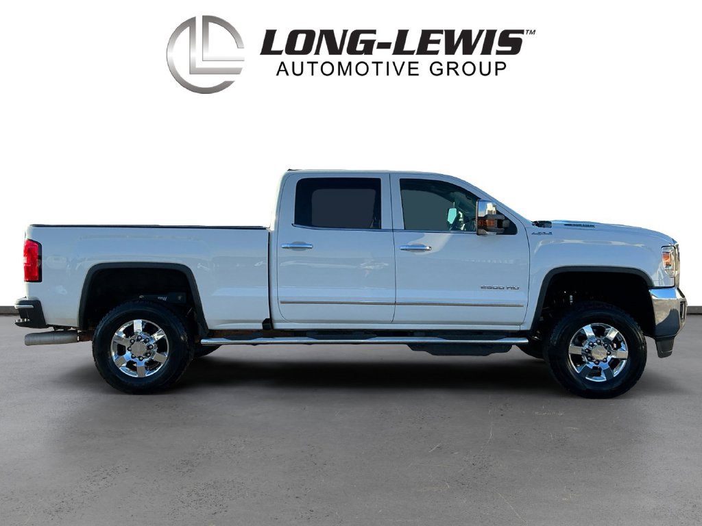 Used 2018 GMC Sierra 2500 SLT w/ Duramax Plus Package AWD/4WD image 8