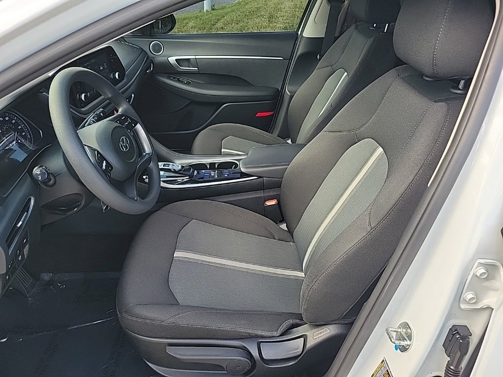 Used 2021 Hyundai Sonata SE image 13