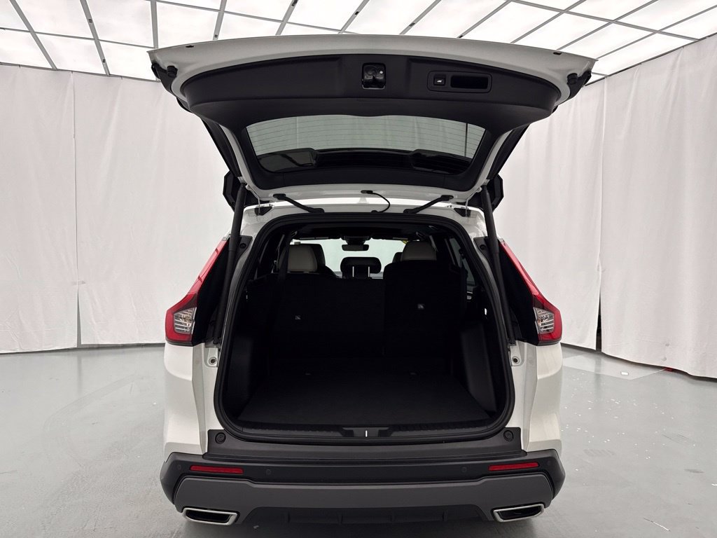 Used 2025 Honda CR-V Sport Touring image 12