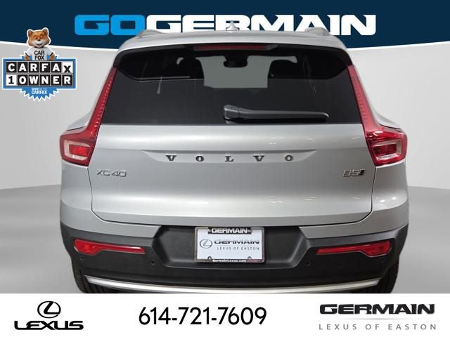 Used 2025 Volvo XC40 B5 Plus image 10