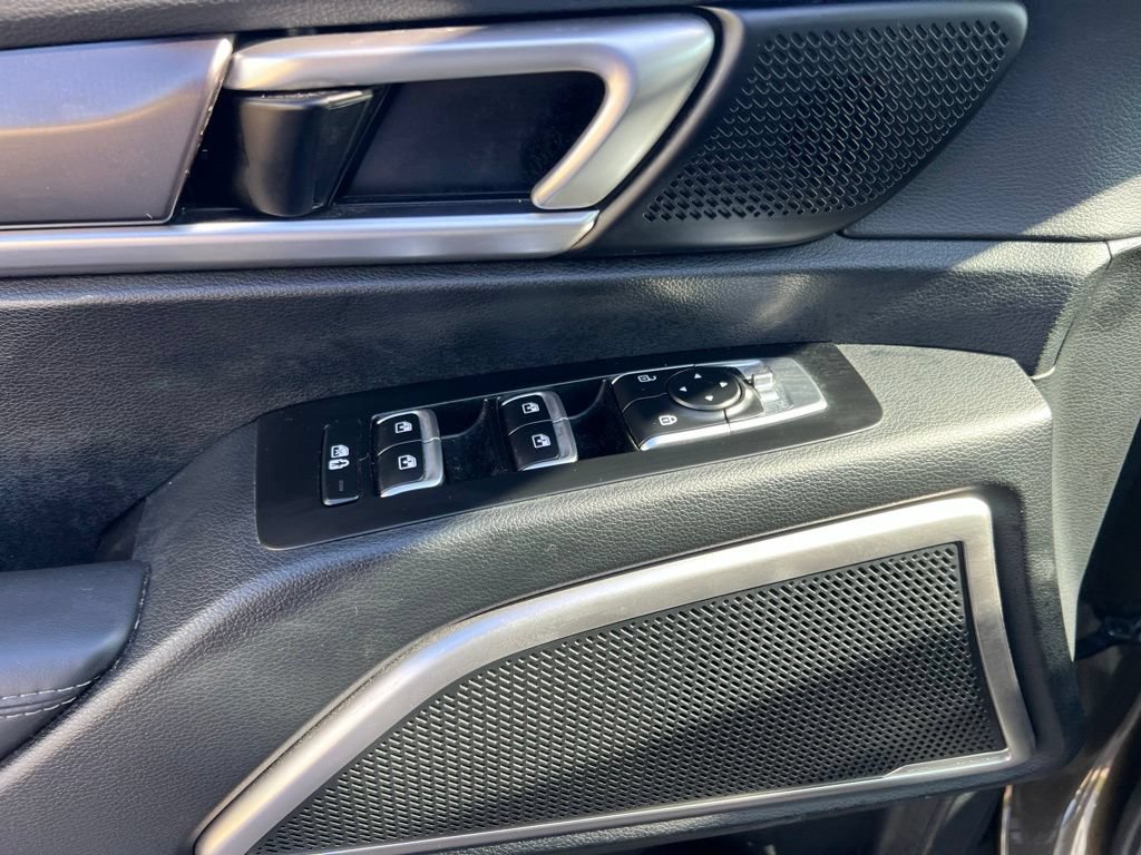 Used 2025 Kia Telluride S AWD/4WD image 10