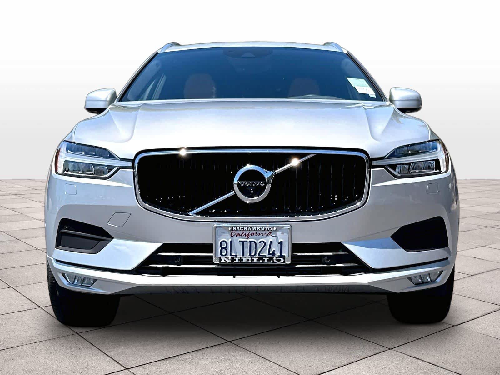 Used 2019 Volvo XC60 T5 Momentum w/ Advanced Package AWD/4WD image 3