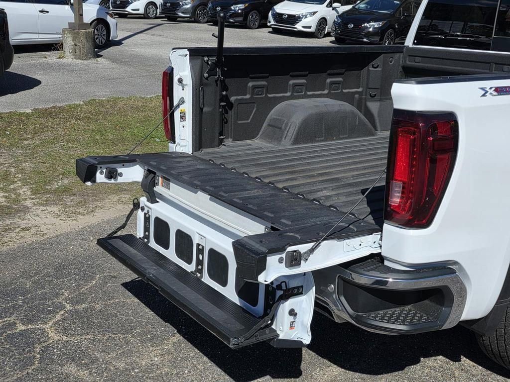 Used 2021 GMC Sierra 1500 SLT w/ SLT Convenience Package AWD/4WD image 35