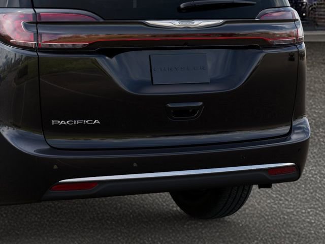 New 2026 Chrysler Pacifica Select image 13