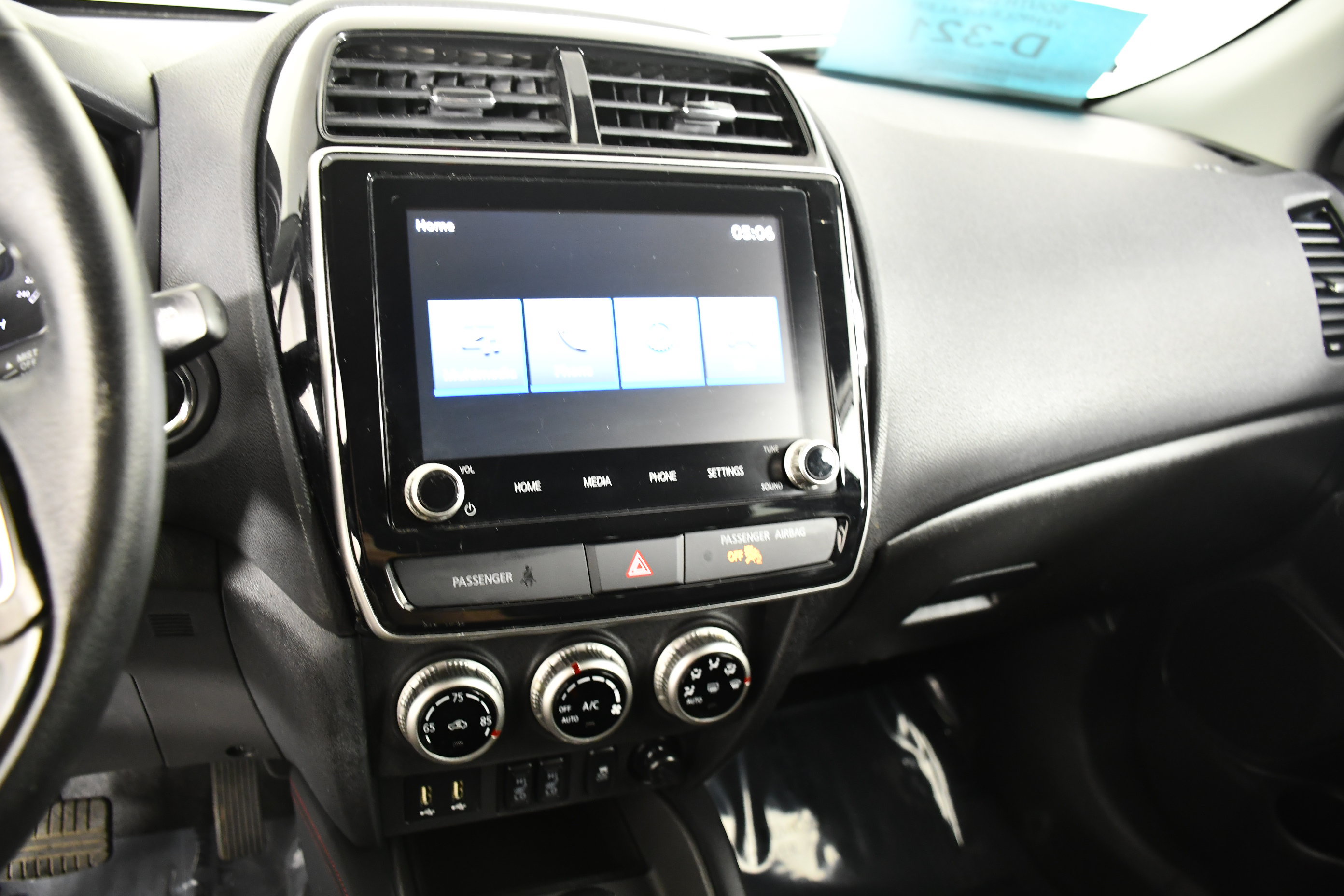 Used 2023 Mitsubishi Outlander Sport SE AWD/4WD image 25