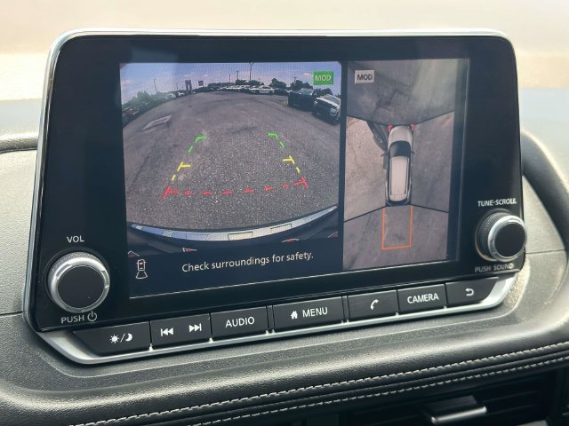 Used 2023 Nissan Rogue SL AWD/4WD image 24
