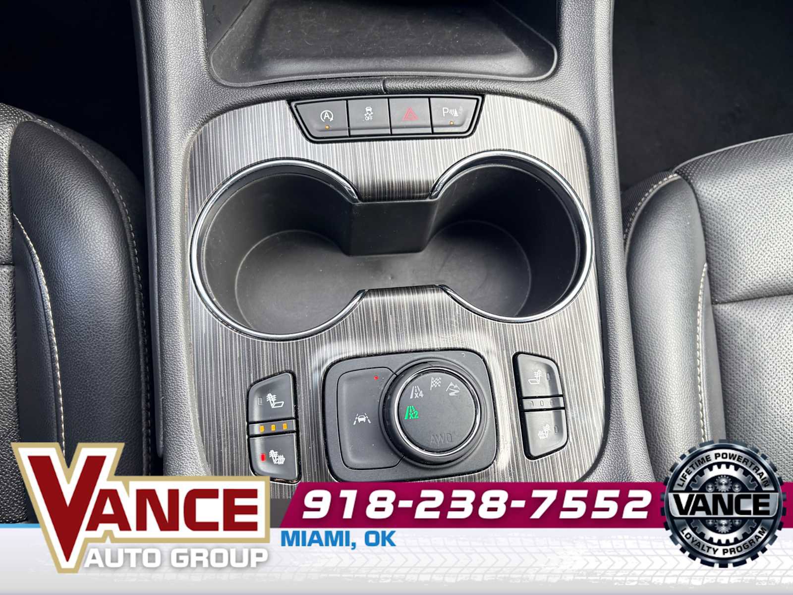 Used 2023 GMC Acadia SLT AWD/4WD image 26