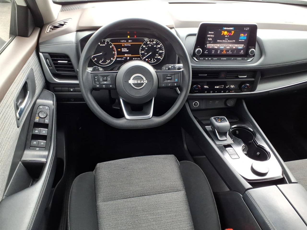 Used 2023 Nissan Rogue SV AWD/4WD image 9