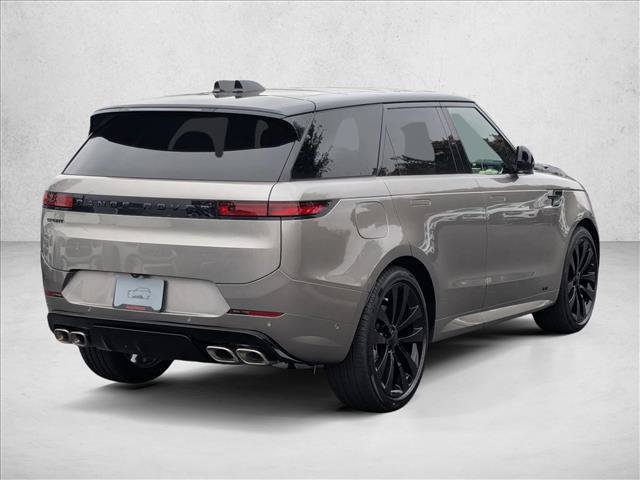 New 2026 Land Rover Range Rover Sport Dynamic SE AWD/4WD image 2