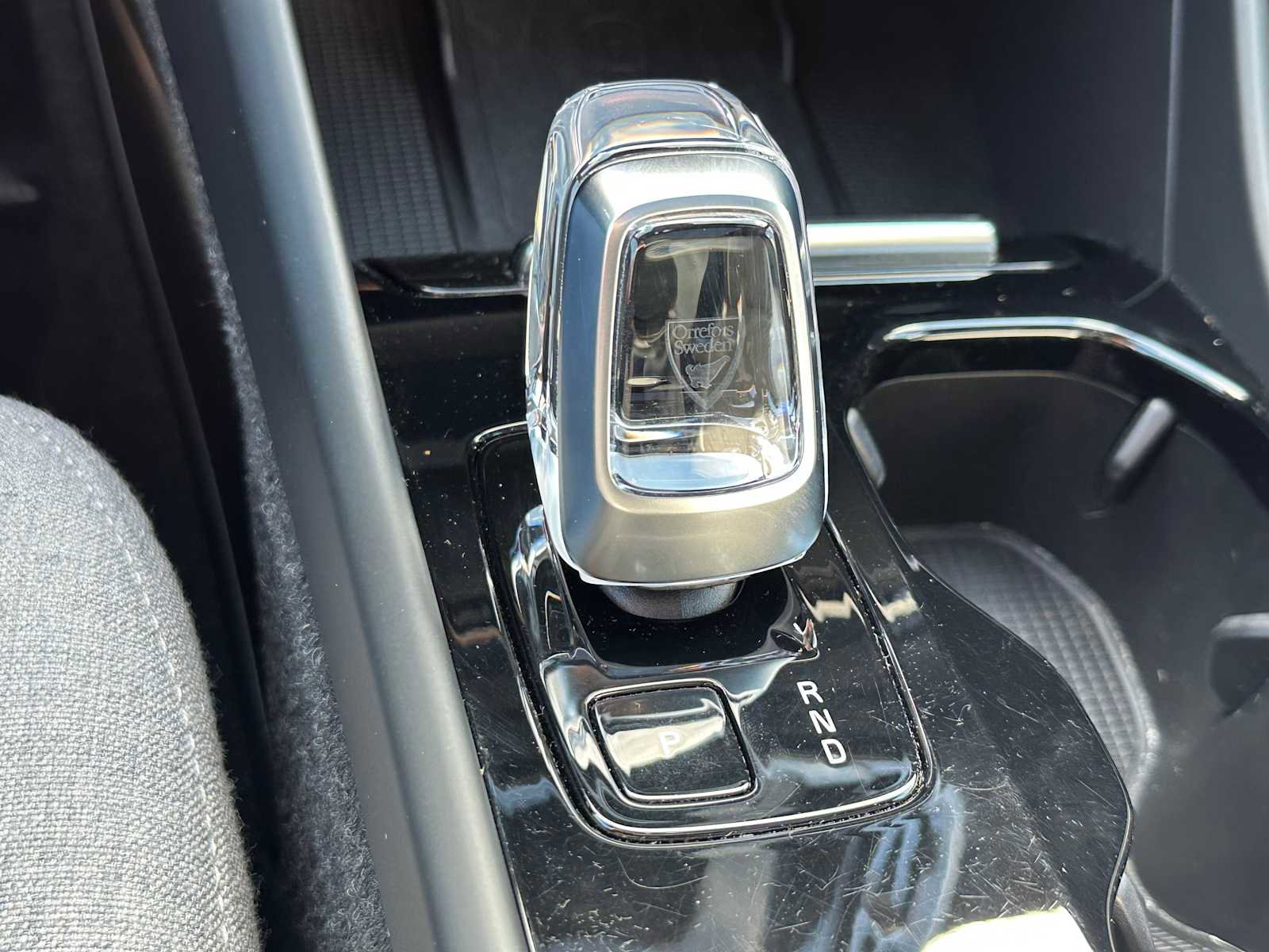 Used 2023 Volvo XC40 Recharge Ultimate image 30