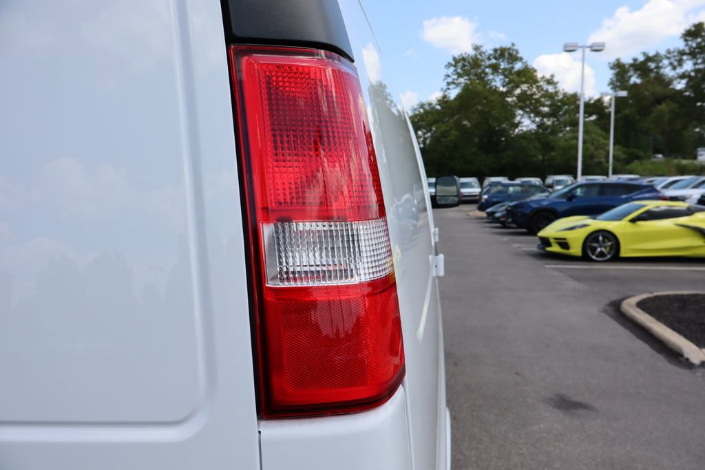 New 2025 Chevrolet Express 2500 w/ Driver Convenience Package image 26