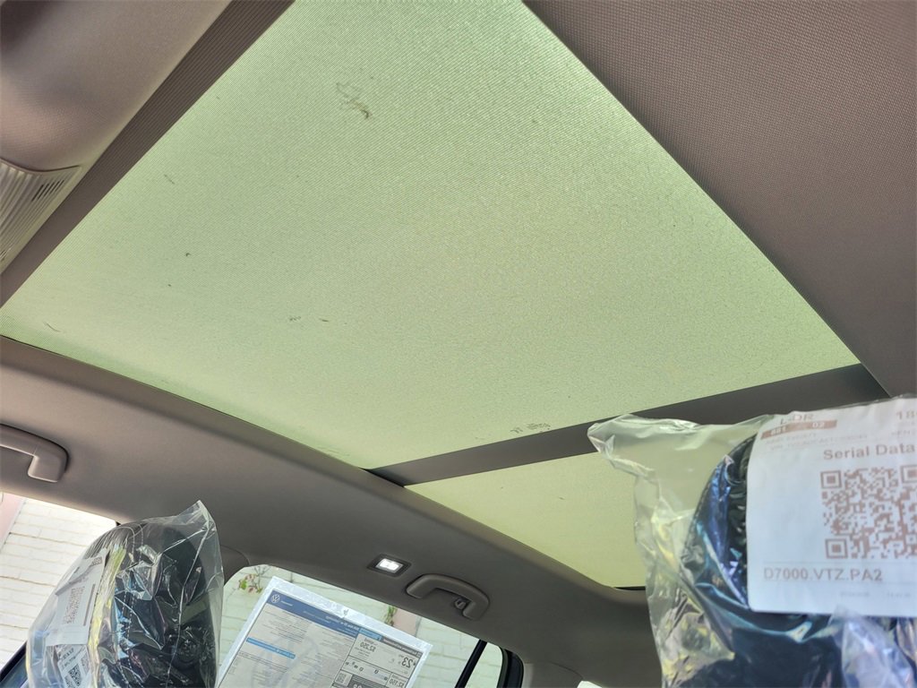 New 2026 Volkswagen Atlas SE image 12