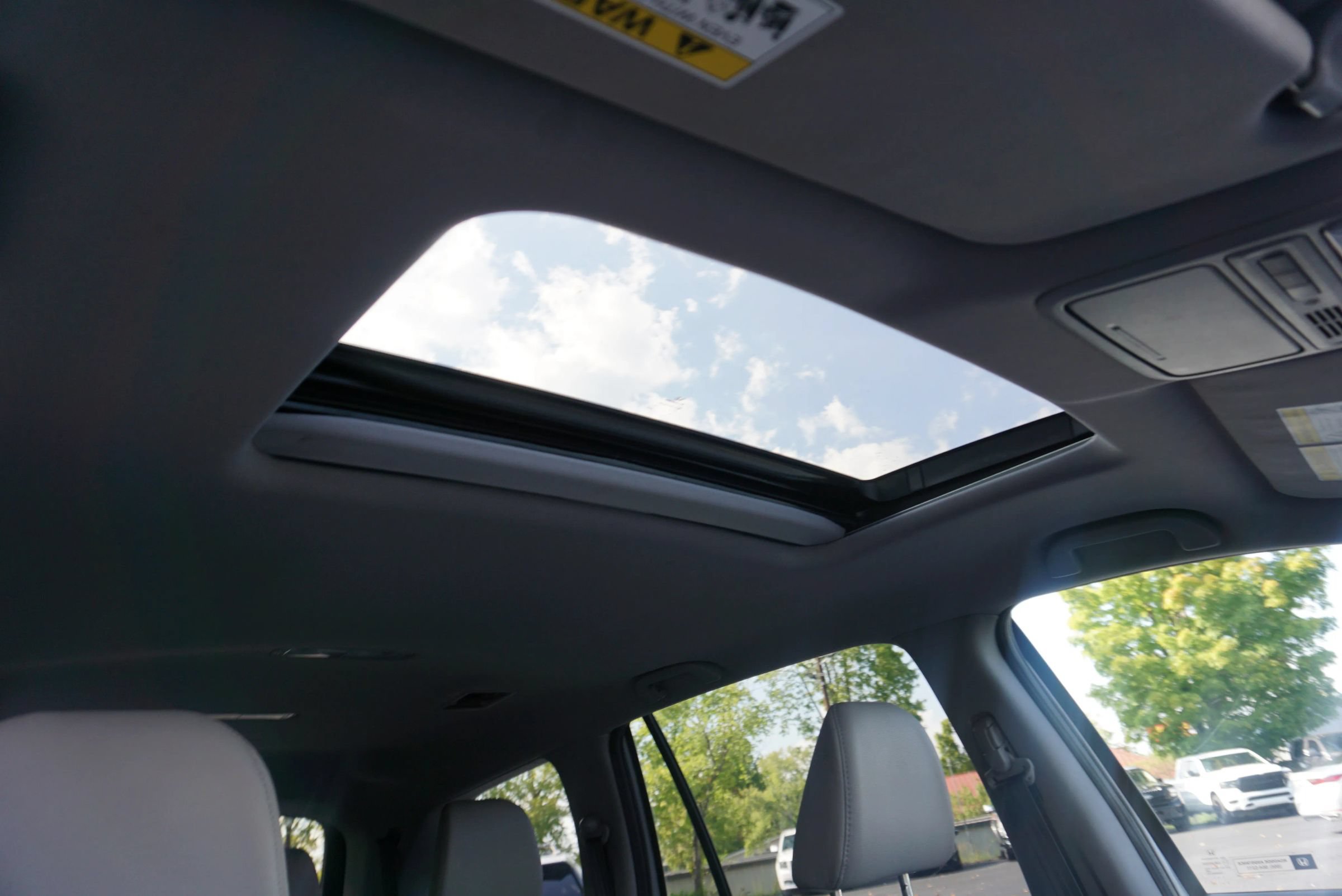 Used 2017 Honda Pilot EX-L image 19
