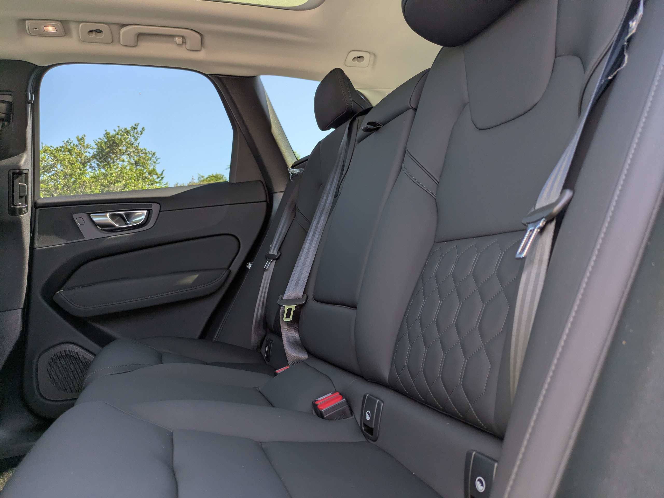 New 2026 Volvo XC60 B5 Plus w/ Protection Package Premier image 15