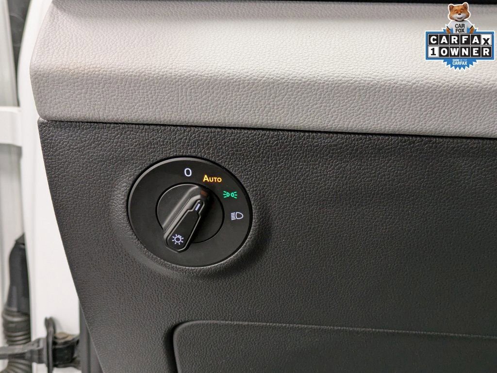 Used 2022 Volkswagen Taos SE w/ IQ.Drive SE Package image 23