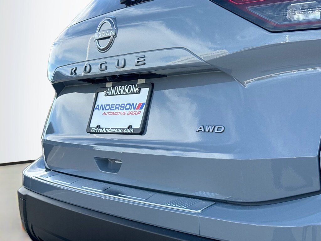 New 2027 Nissan Rogue SV AWD/4WD image 14