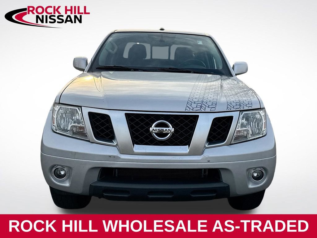 Used 2019 Nissan Frontier PRO-4X image 2