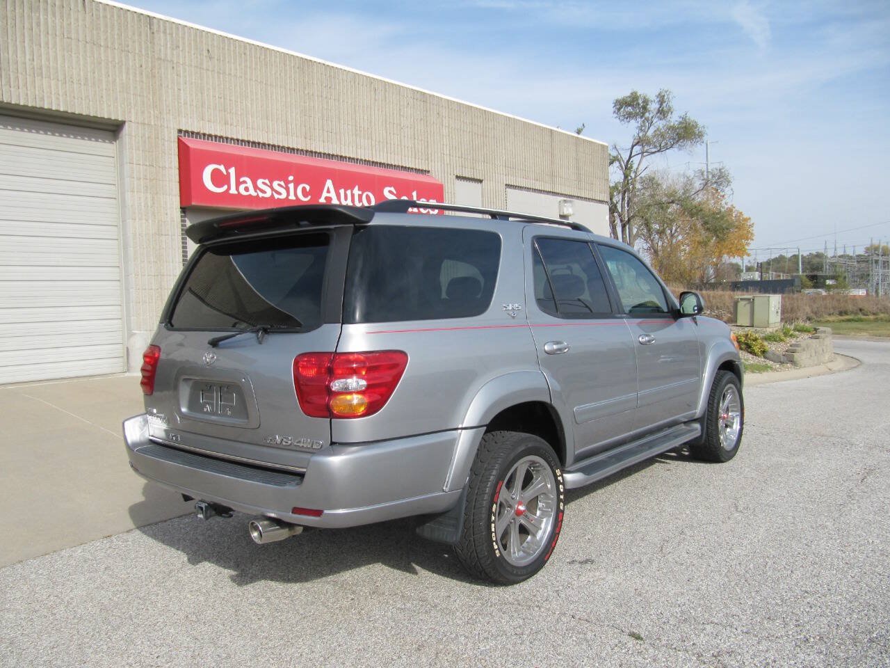 Used 2002 Toyota Sequoia SR5 AWD/4WD image 8