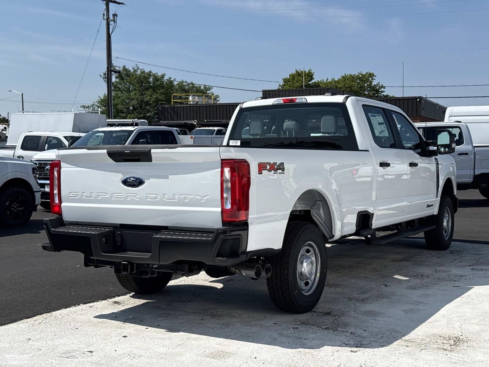 New 2026 Ford F250 4x4 Crew Cab Super Duty image 3
