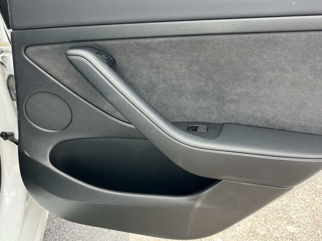 Used 2022 Tesla Model 3 RWD image 25