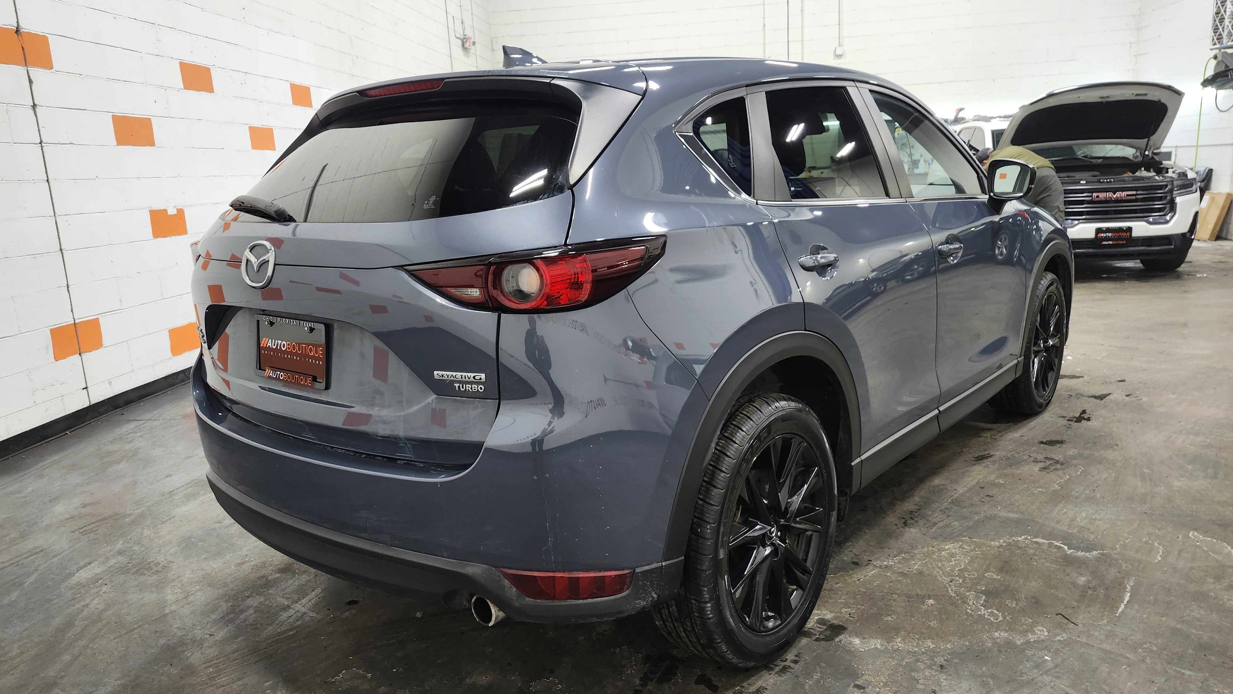 Used 2021 MAZDA CX-5 Carbon Edition image 17