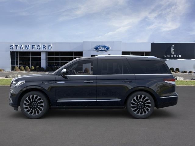 Used 2023 Lincoln Navigator Black Label image 3