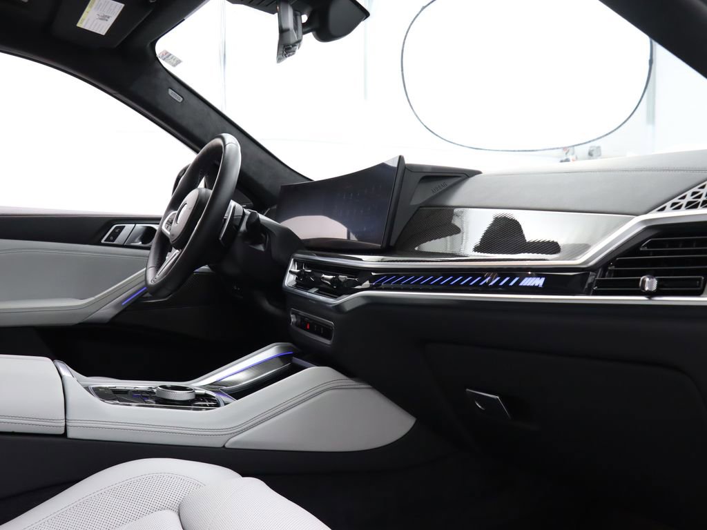 Used 2026 BMW X6 M60i image 41