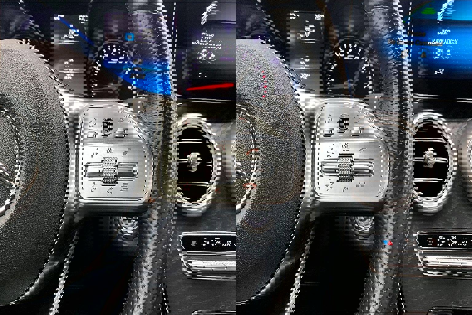 Used 2021 Mercedes-Benz GLC 300 image 22