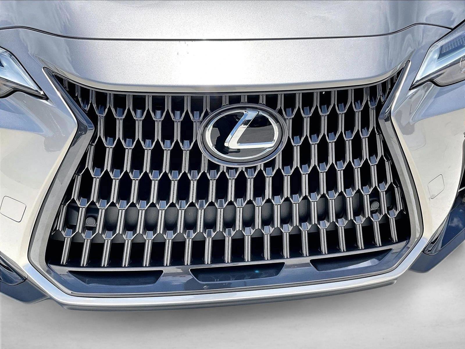 Used 2023 Lexus NX 250 FWD image 30