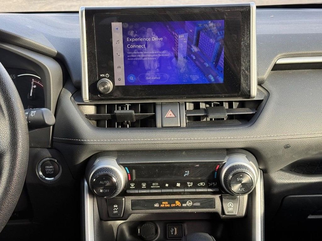 Used 2025 Toyota RAV4 XLE image 14