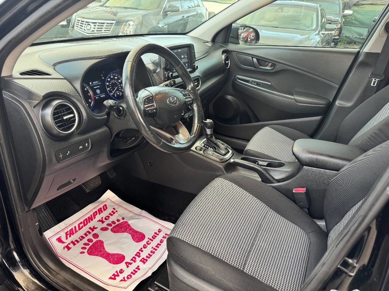 Used 2018 Hyundai Kona SEL w/ SEL Tech Package 02 FWD image 11