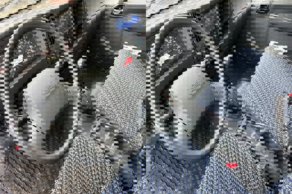 New 2024 Chevrolet Low Cab Forward image 10