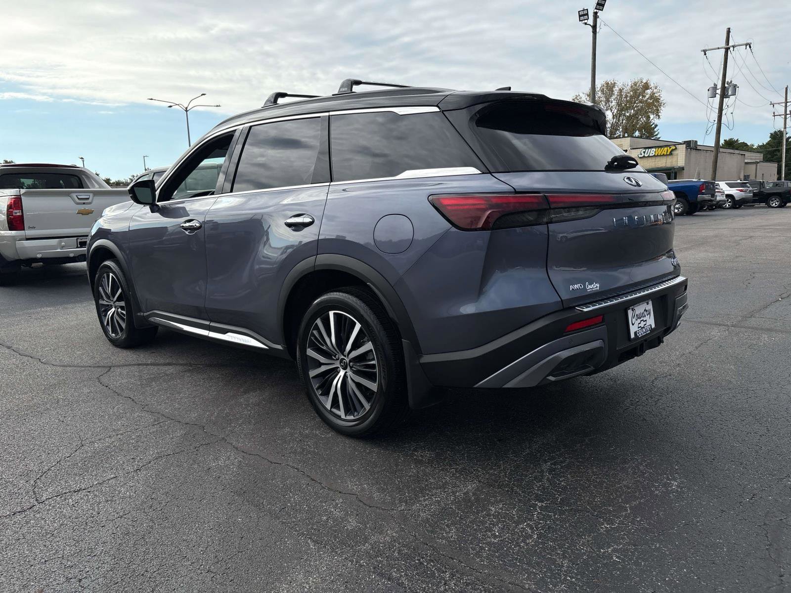 Used 2024 INFINITI QX60 Autograph w/ Cargo Package image 3