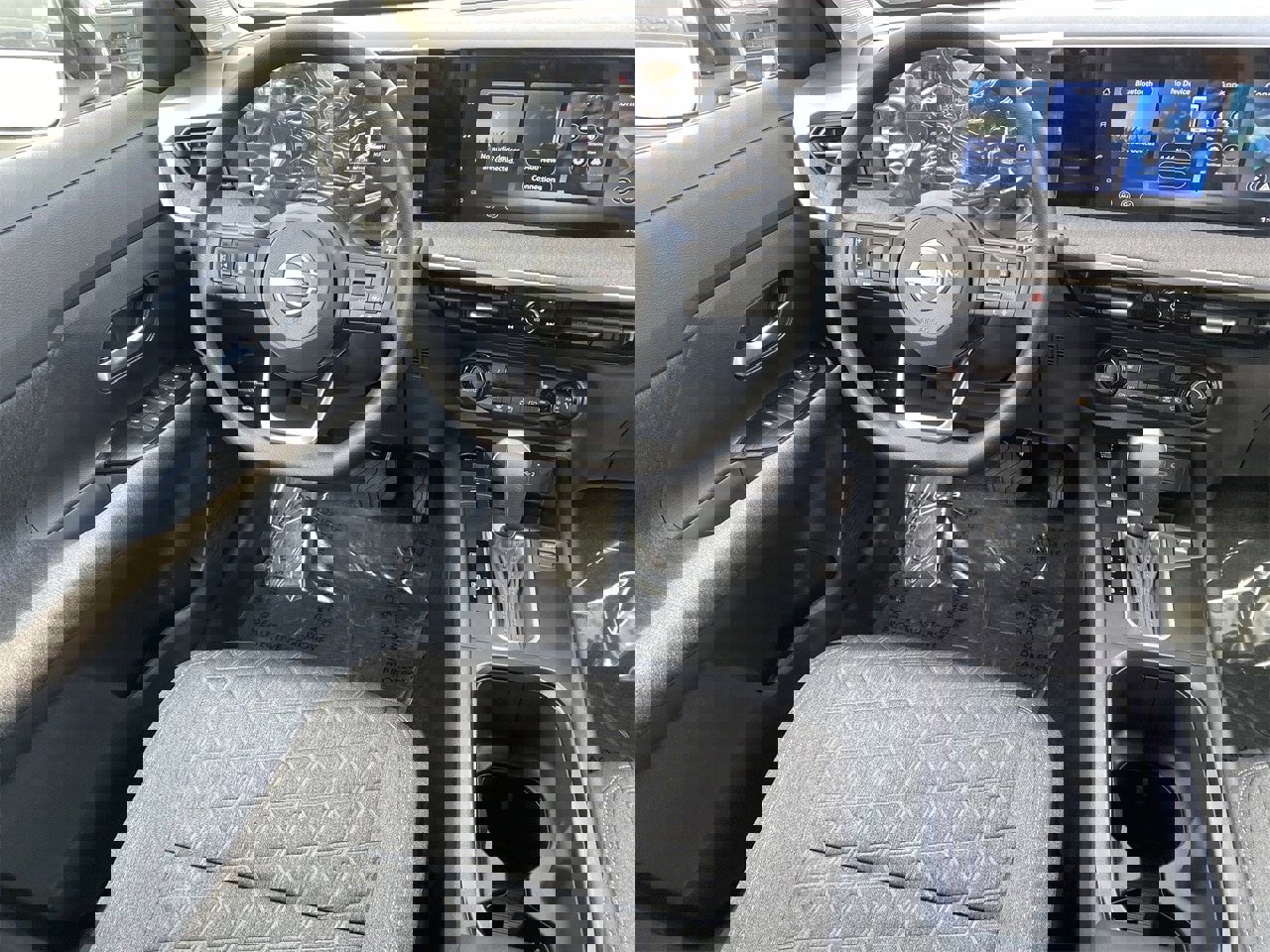 New 2026 Nissan Kicks SV image 15