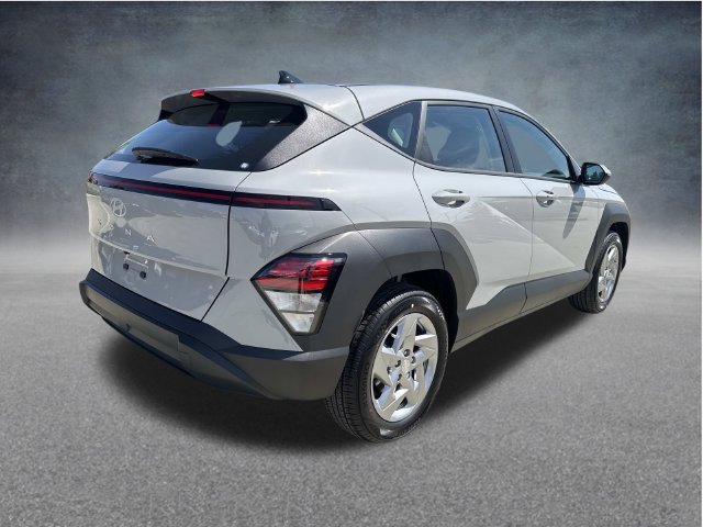 New 2027 Hyundai Kona SE FWD image 9