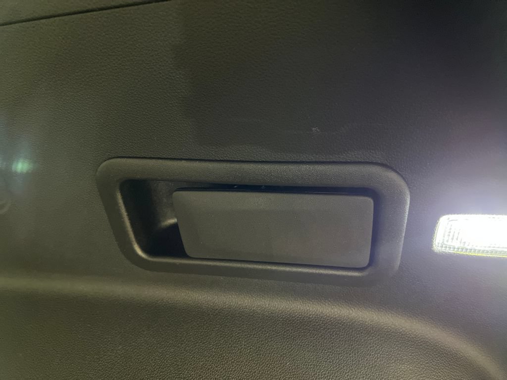 Used 2025 Chevrolet Blazer LT FWD image 41