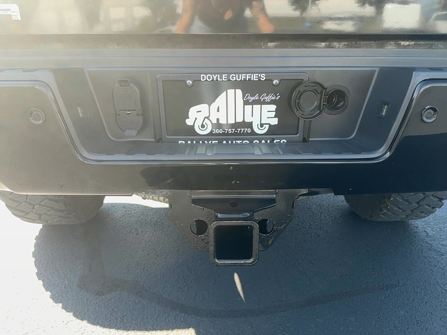 Used 2015 GMC Sierra 3500 SLT AWD/4WD image 7