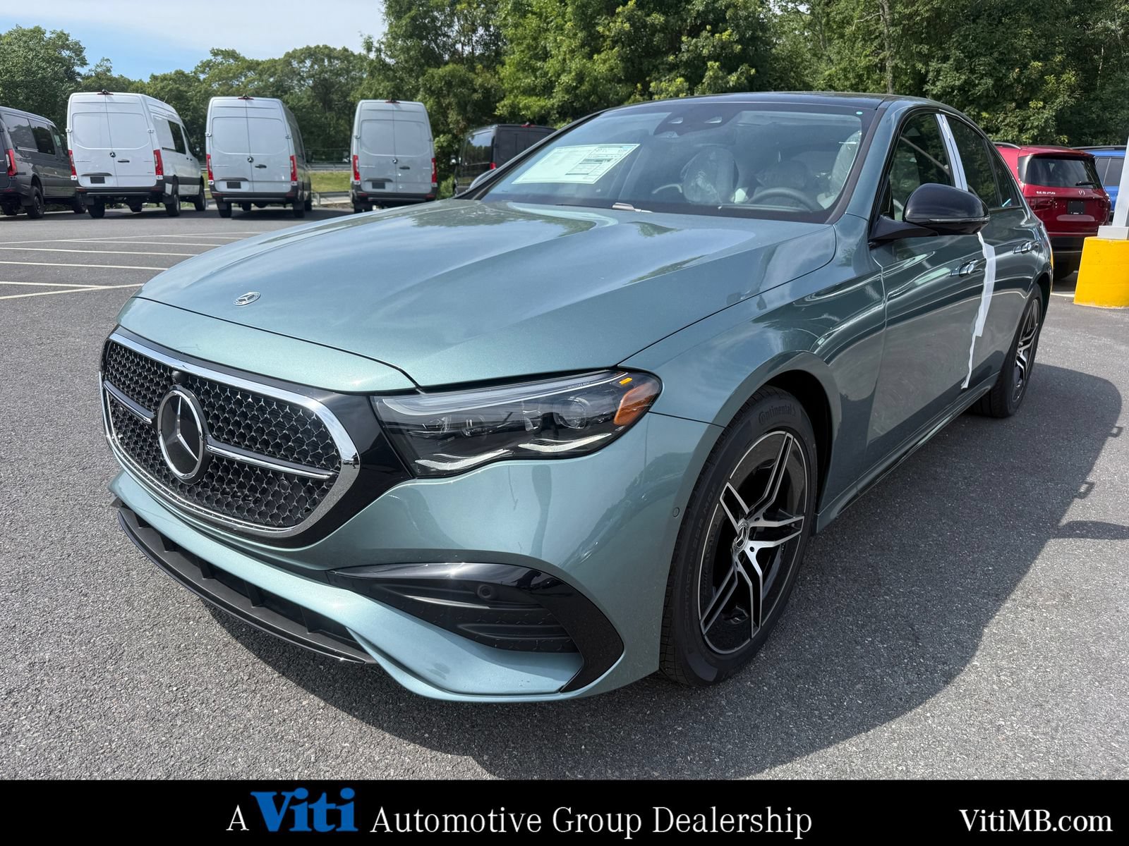 New 2026 Mercedes-Benz E 350 4MATIC Sedan image 4