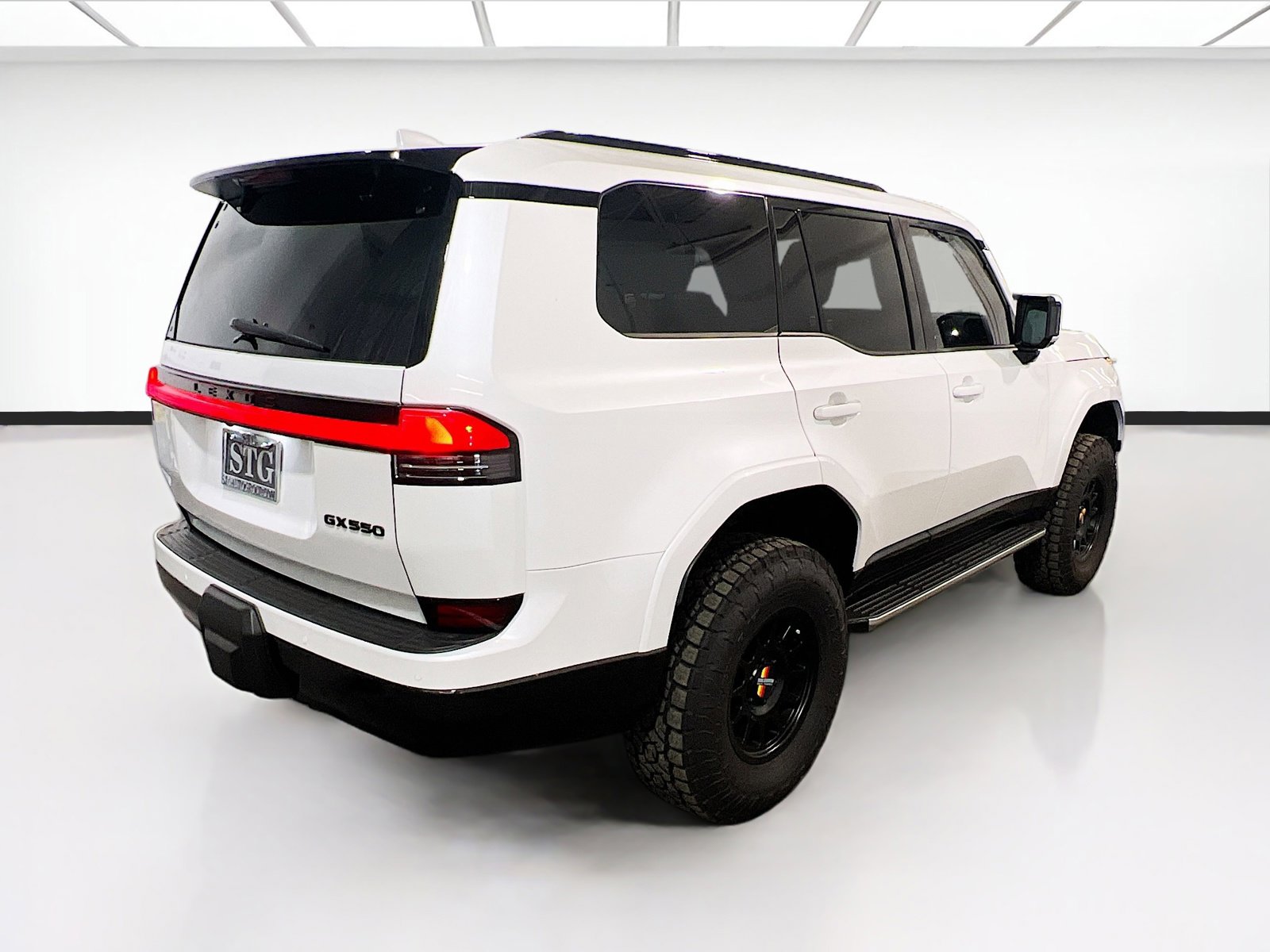 Used 2025 Lexus GX 550 550 Premium+ w/ Accessory Package (2T) image 4