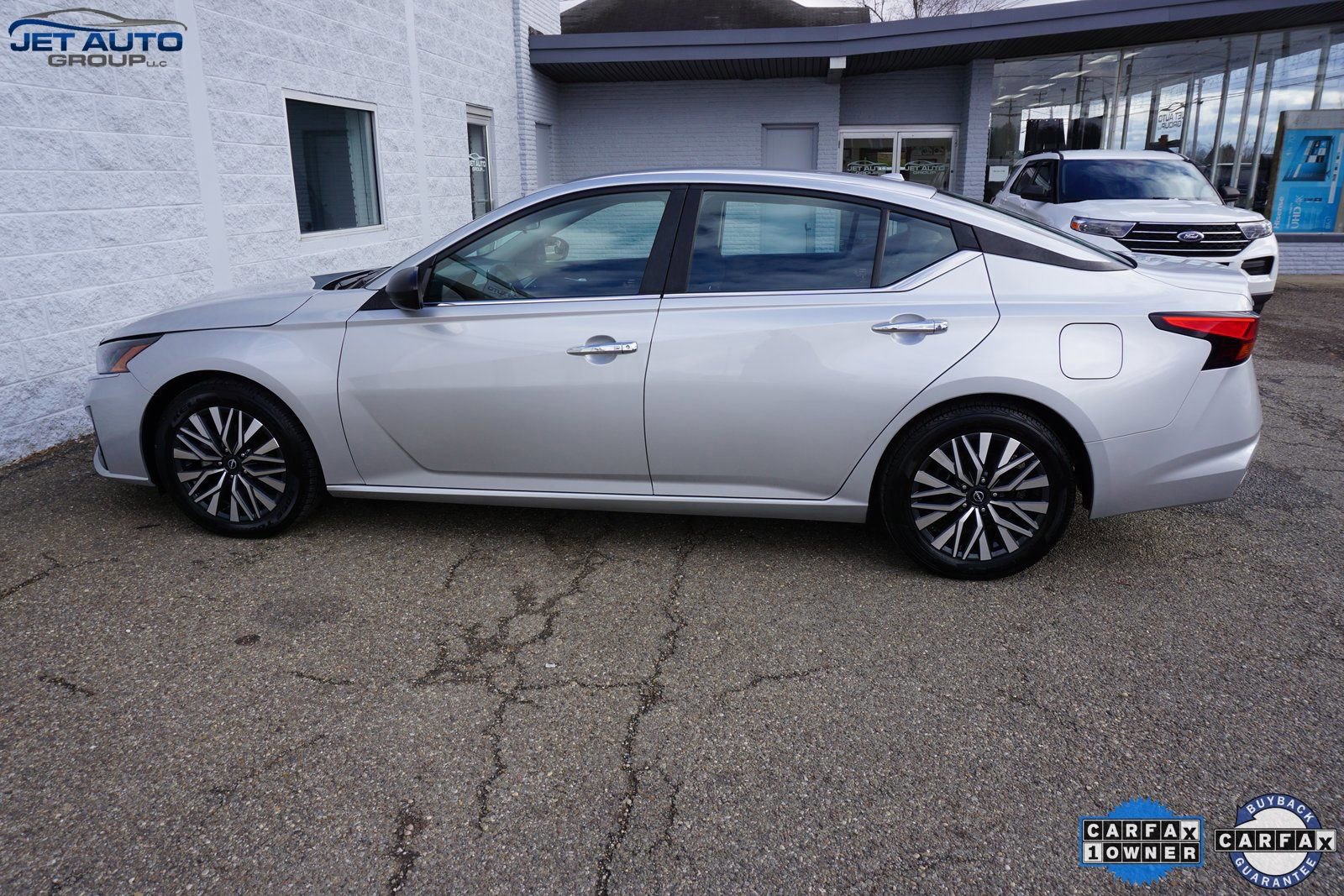 Used 2024 Nissan Altima 2.5 SV image 13