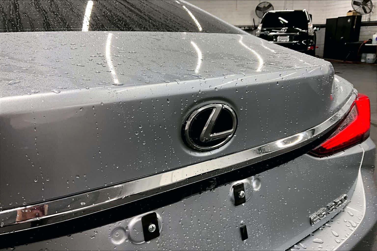 Used 2024 Lexus ES 350 w/ Premium Package FWD image 31