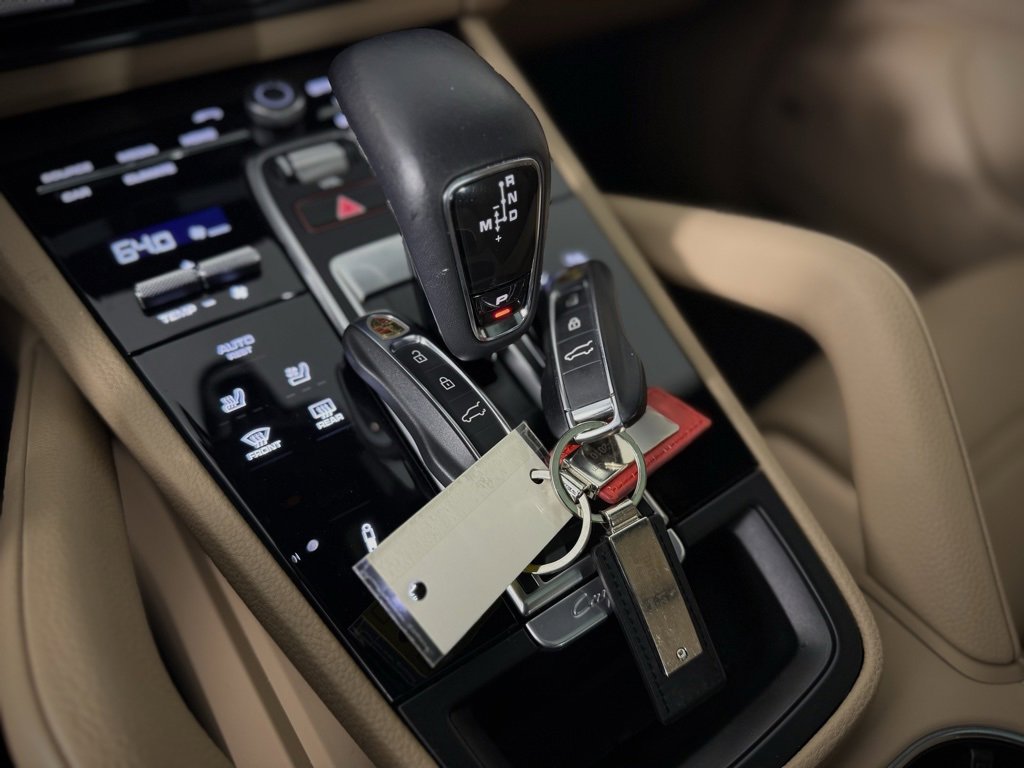 Certified 2023 Porsche Cayenne S image 27