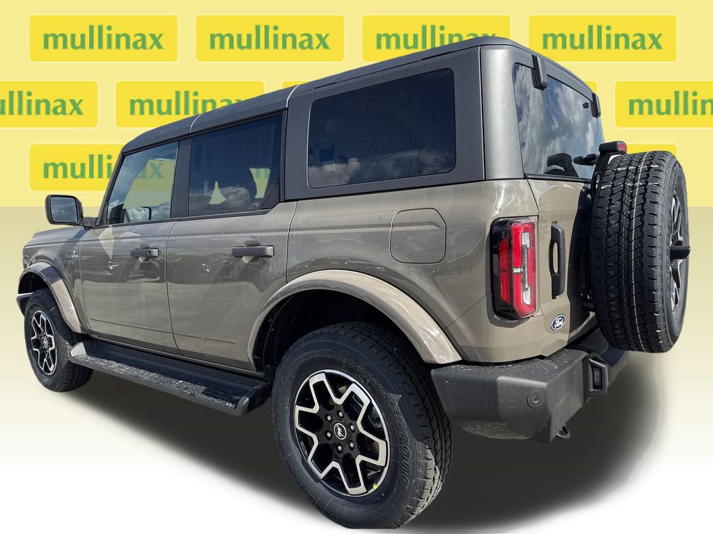 New 2026 Ford Bronco Outer Banks image 4