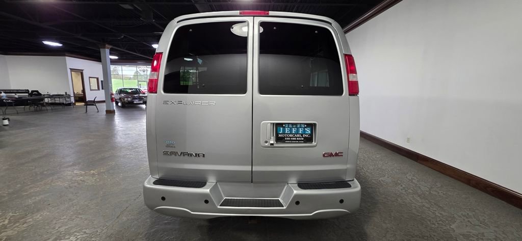 Used 2019 GMC Savana 2500 Extended w/ Enhanced Convenience Package image 5