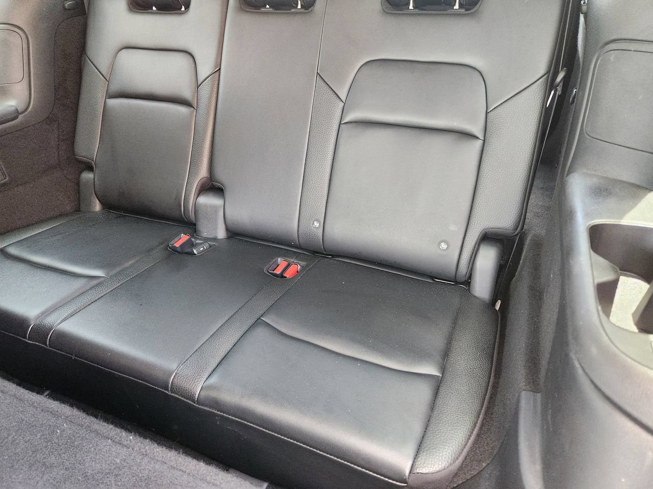 Used 2023 Nissan Pathfinder SL AWD/4WD image 29