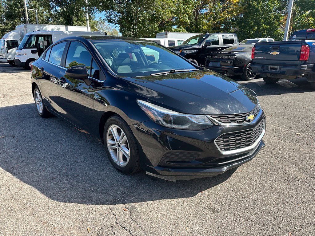 Used 2016 Chevrolet Cruze LT FWD image 12