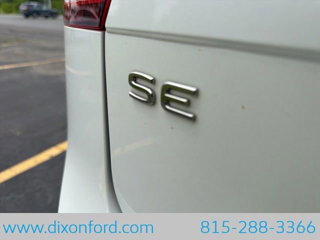 Used 2023 Volkswagen Tiguan SE FWD image 10