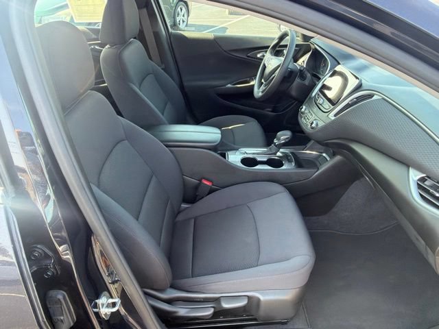 Used 2023 Chevrolet Malibu LT FWD image 25